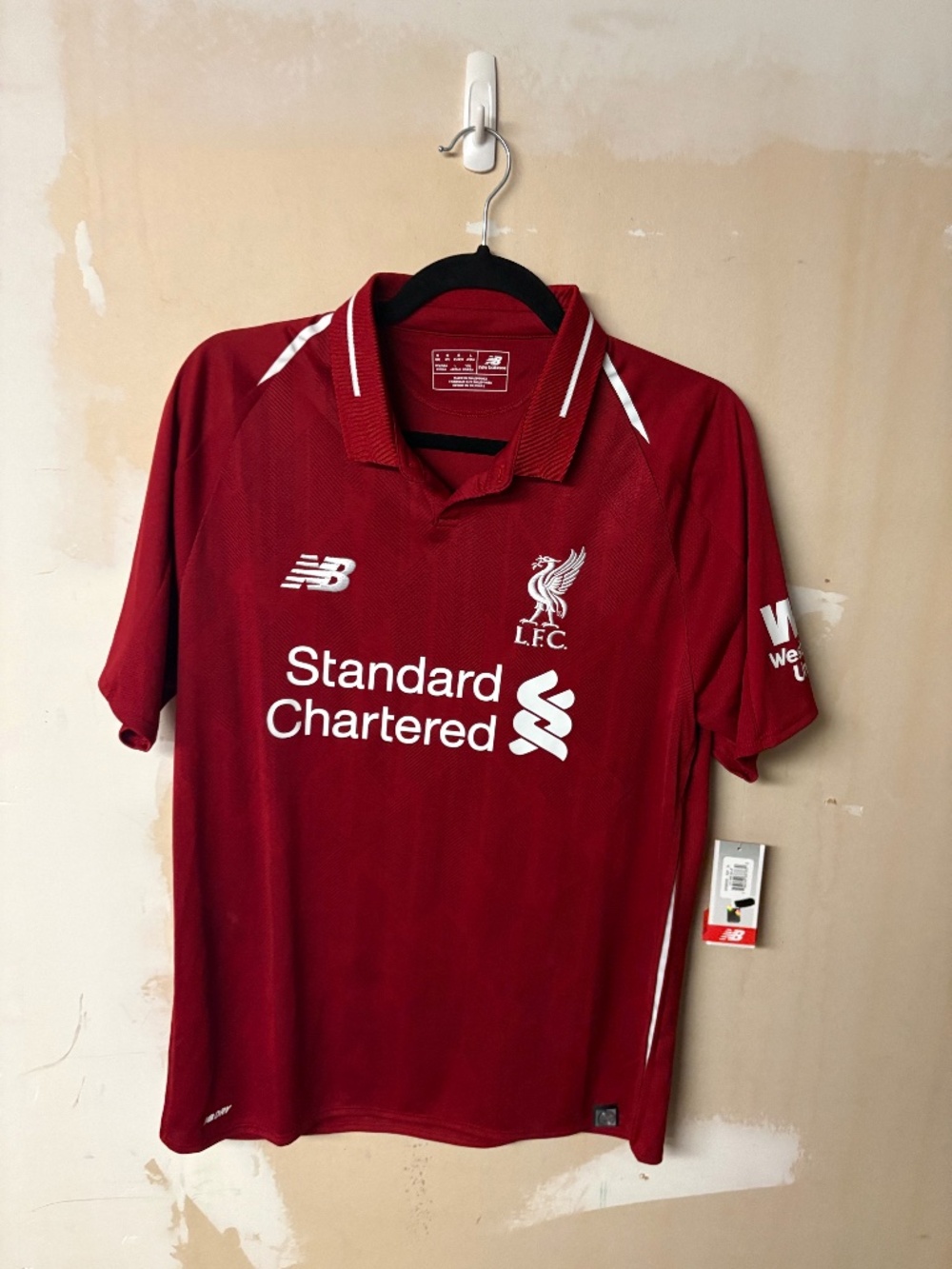 Liverpool 2018/19 New Balance Home Jersey M NWT
